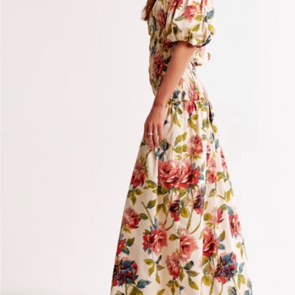 NWT Abercrombie & Fitch Smocked Drop-Waist Puff Sleeve Floral Maxi Size XL Tall - Picture 5 of 9